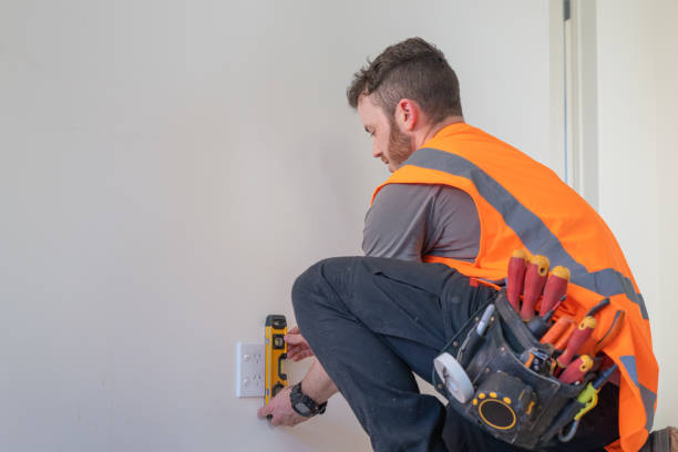 Best Affordable Emergency Electrician  in Lake Carmel, NY